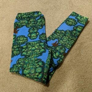 OS Big Foot Lularoe leggings